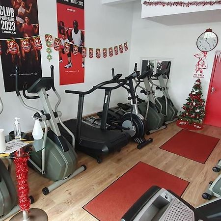 Studio Pour 2 Personnes Proche De L'Hopital Et Du Jardin De L'Etat 생드니 외부 사진