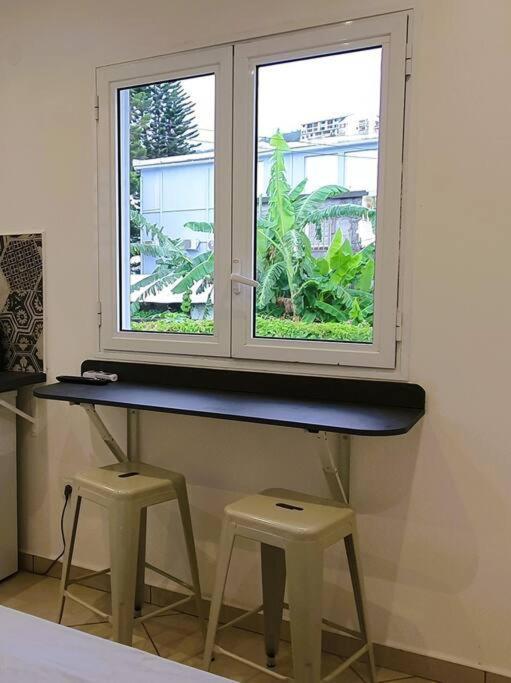 Studio Pour 2 Personnes Proche De L'Hopital Et Du Jardin De L'Etat 생드니 외부 사진